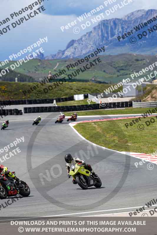 cadwell no limits trackday;cadwell park;cadwell park photographs;cadwell trackday photographs;enduro digital images;event digital images;eventdigitalimages;navarra;no limits trackdays;peter wileman photography;racing digital images;trackday digital images;trackday photos